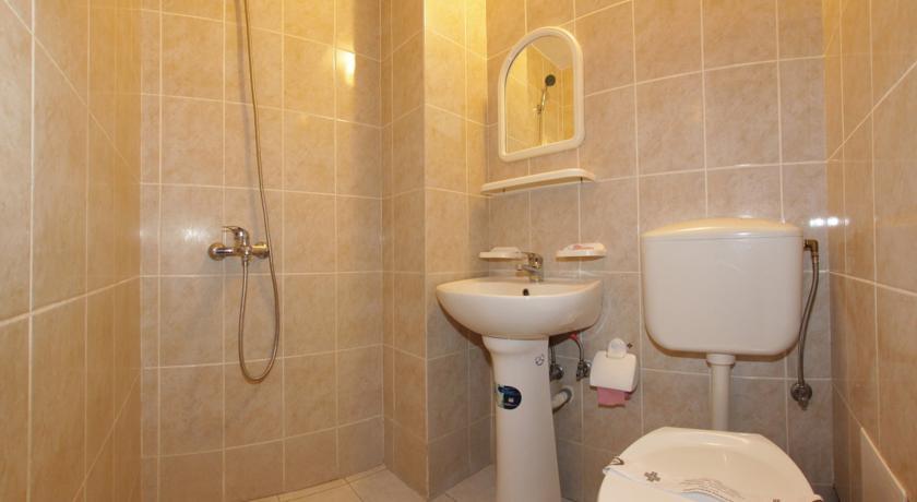 Hotel Seneca Бая-Маре Экстерьер фото